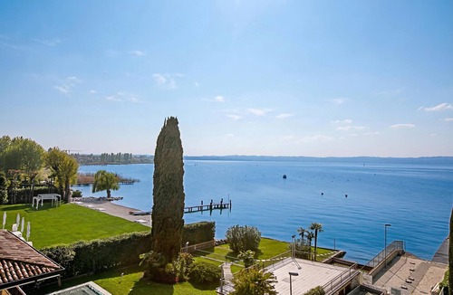 Colombare Apartment | Casa Bel Tramonto - Lakeview Apt + Beach Access, Sirmione, Italy