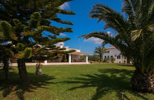 Pisticci House | Casa del Gelsomino, Ionian Coast of Matera: 5 km from the sea, A/C, garden, Wi-Fi