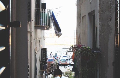 Centro Storico House | CASA NAUTILO - A terrace with a Sea