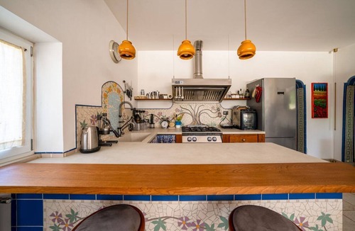 San Vito dei Normanni Villa | Casa Serena: with Pine Forest, Jacuzzi Tub & BBQ near the beach, Pet Friendly
