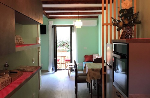 Sant'Angelo Le Fratte Apartment | Casa Vacanza Finalmente