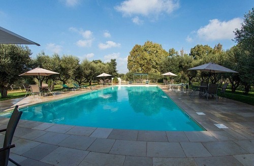 San Vito dei Normanni House | Casa Vega B: A welcoming trullo in the characteristic style of the Apulian countryside, with Free WI-FI.