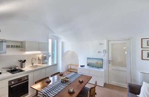 Centro Storico House | Casetta Sul Porto Antico Piano Primo