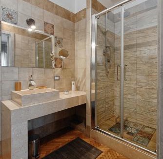 Brindisi Histotic Center Apartment | Central Apt with Pool exclusive use
