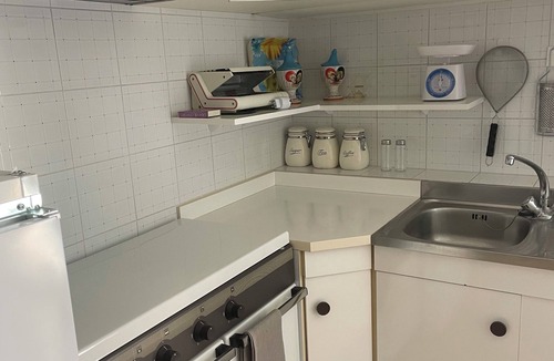 Casalanguida House | Charming town house located in the beautiful historic village of Casalanguida.