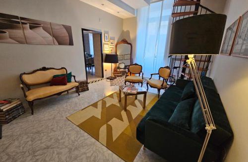 Bari City Centre Apartment | CiaoBari Apartment - Elegant 4 Bedrooms in the heart of Old Town
