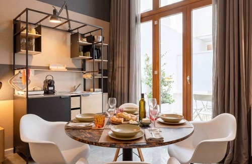 Old Town Apartment | Corte Verrone | Stylish Retreat in the Heart of Bari
