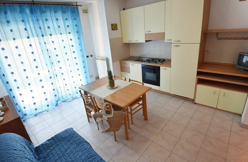 Silvi Marina Apartment | Cosy apartment for 4 guests with WIFI, TV, terrace and pets allowed
