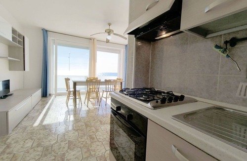 Torre Mozza Apartment | Cosy apartment for 5 guests with A/C, balcony and pets allowed