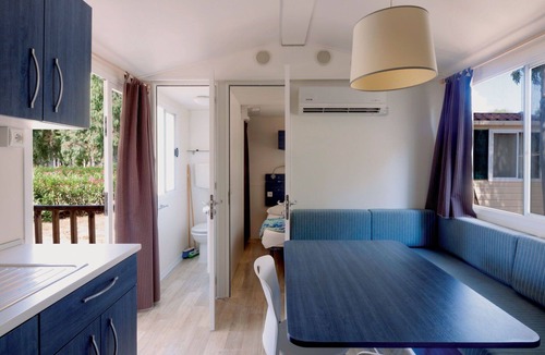 Fertilia House | Cosy apartment in villa for 4 guests with pool, WIFI, A/C, TV, terrace and pets allowed