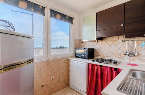 Punta Prosciutto Apartment | Cosy Holiday Apartment "Casa Julia" with Balcony and Terrace; Parking Available