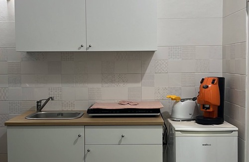 Quartieri Spagnoli House | Cottage frm home