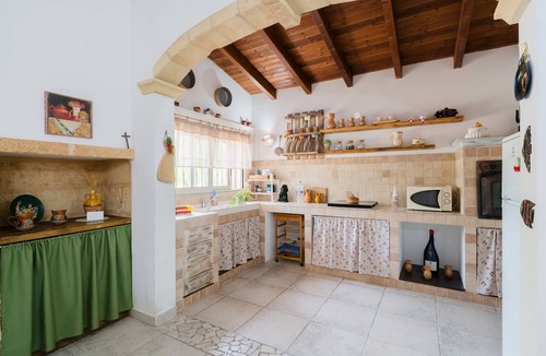 Parati House | Countryside House 'Maison D'Artemisia' with Private Garden and Air Conditioning