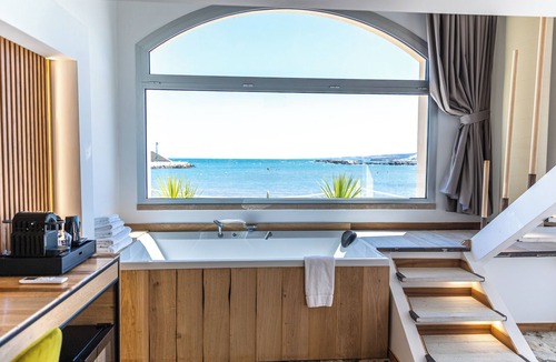 Marina di Montenero Hotel | DADA Suites and sea