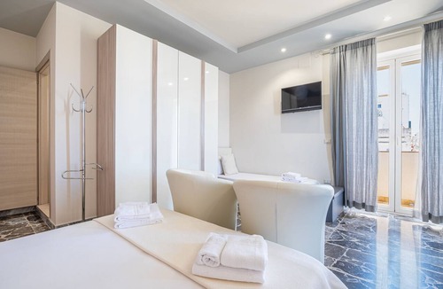 Il Monte Bed & Breakfast | Dei del Mare Boutique Rooms