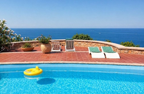 Costa Paradiso Villa | Detached 4 bed villa, private pool, sea views and bbq area