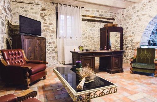 Rocca Imperiale Apartment | Dimora Pietrantica