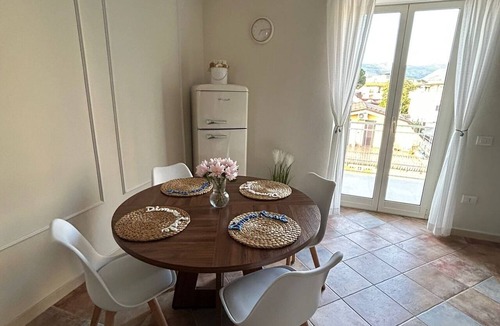 Casagiove Apartment | Dimora Reale – Charming House 🏡 ✨️ just a short walk from the Royal Palace of Caserta 👑