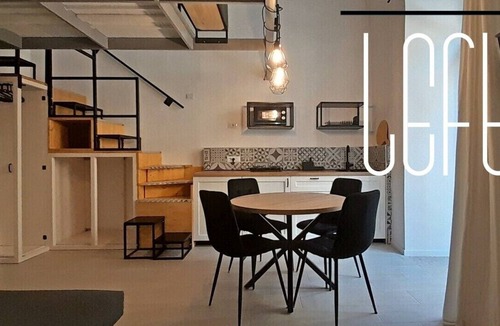 Bari City Centre Apartment | DIMORA "RIGHT&LEFT" Double accommodation, center of Bari, ideal for 2 families