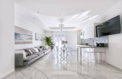 Pescara Apartment | DOMUS DELIA - DOWNTOWN PESCARA, NEAR THE SEA