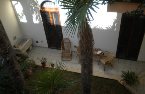 Brindisi Histotic Center Bed & Breakfast | Federico II