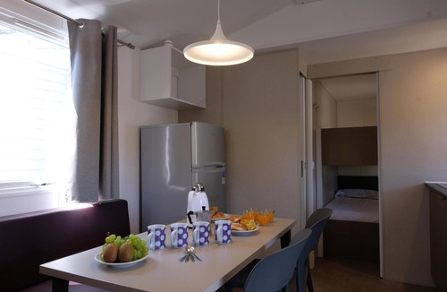 Manaccora House | Ferienanlage Manacore Mobilehome Happy Standard Relax Hillside für 6 Personen