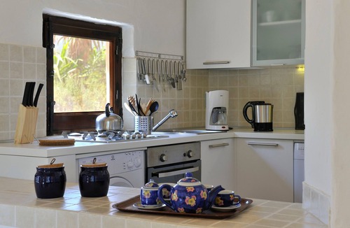 Pula Villa | Finca Fiori 2 – Quiet Country House with Private Pool in Sardinia