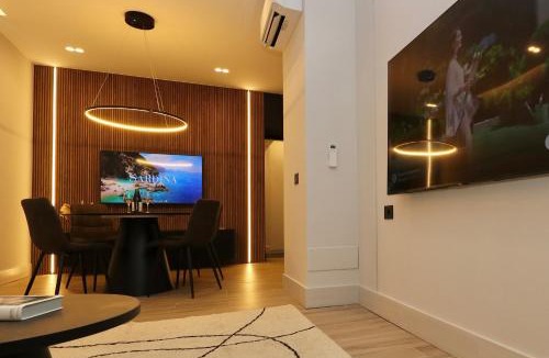 Olbia City Centre Apartment | Garibaldi Suite 3 Renovated 1BR Apartment, Old Town Olbia