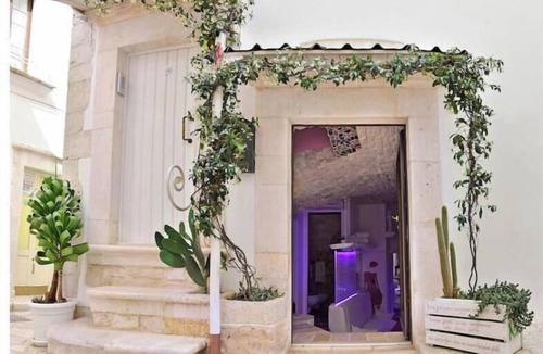 Putignano House | Gaudí's Corner: Alcoba Calvet