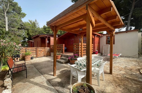 Defensola House | Gemütliches Haus in Vieste mit privatem Garten by Interhome