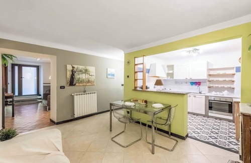 Castelletto Apartment | Genova House Via Caffaro, Genova, Italy