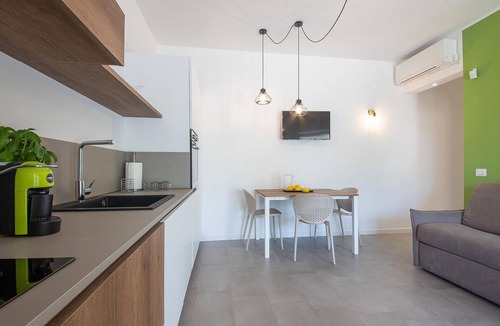 Laureto Apartment | Gorgeous apartment in Fasano with WiFi