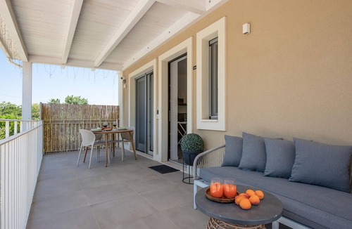 Laureto Apartment | Gorgeous apartment in Fasano with WiFi