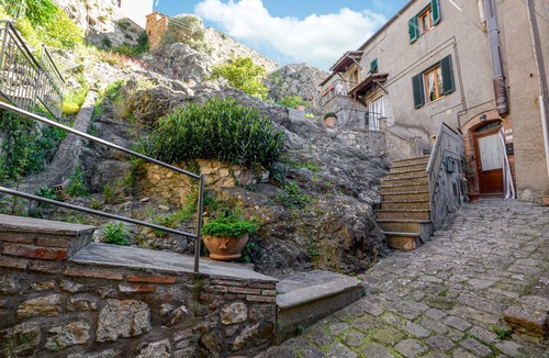 Montemassi Apartment | Gorgeous apartment in Roccastrada with house a panoramic view