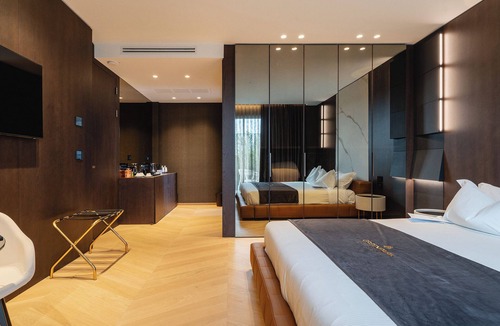 Municipio 2 House | Green Park penthouse Suite & Pool