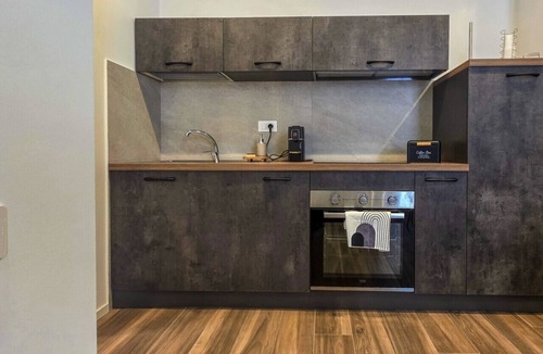 Manfredonia Apartment | Grey Pearl Suites - Green Pearl