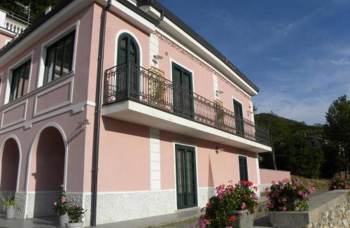 Giffoni sei Casali House | Guest House Cifrino
