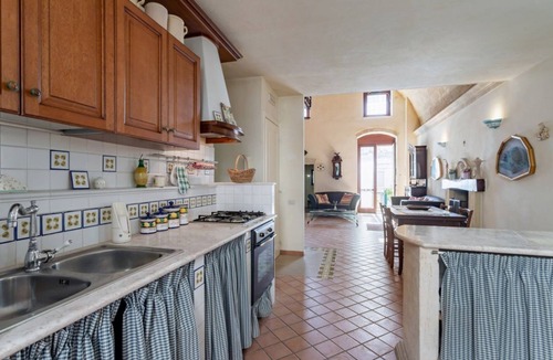 Sasso Barisano Apartment | GuestHost - Domus Tua
