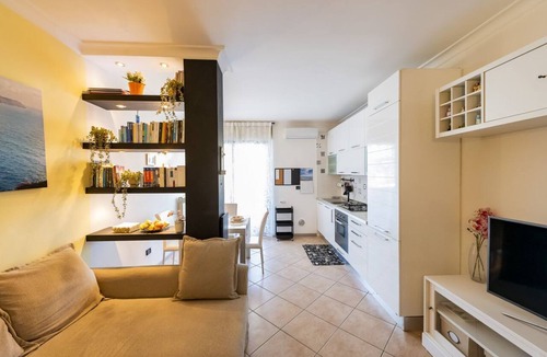 Francavilla al Mare Apartment | GuestHost - Cozy Flat 700mt from the Sea + Parking