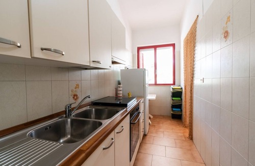 Andria Apartment | GuestHost - OroVerde Villa with Parking and Fireplace