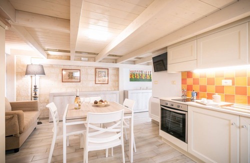 Bisceglie Apartment | GuestHost - Sciamingh House in Bisceglie