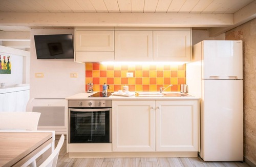 Bisceglie Apartment | GuestHost - Sciamingh House in Bisceglie