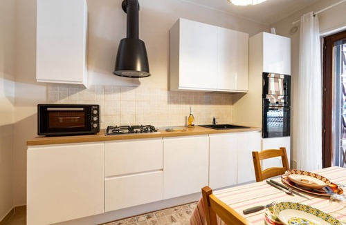 Trani Apartment | GuestHost - The House of Pines