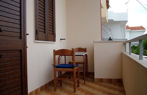 Santa Maria al Bagno Apartment | Helle Wohnung in Santa Maria al Bagno by Interhome