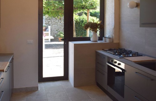 Cava de' Tirreni House | Historic farmhouse between Amalfi and Pompeii (sleeps 8–16)