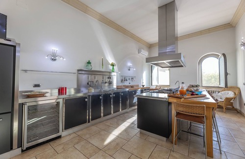 Taviano Villa | Historic residence with swimming pool and garden