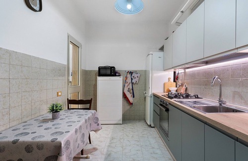 Lido Conchiglie House | Holiday Home 'Lido Conchiglie' with Balcony and Air Conditioning