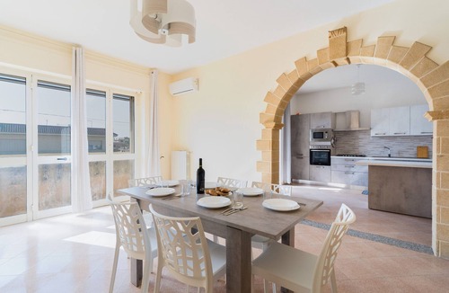 Taurisano House | Holiday Home 'Antonella' with Balcony and Air Conditioning