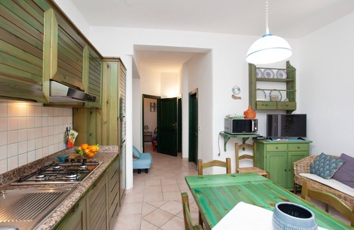Cala Liberotto House | Holiday Home 'Casa Maria' Near the Beach and Pet-Friendly
