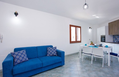 Orosei House | Holiday Home "Casa Michela" with 2 Balconies and Wi-Fi